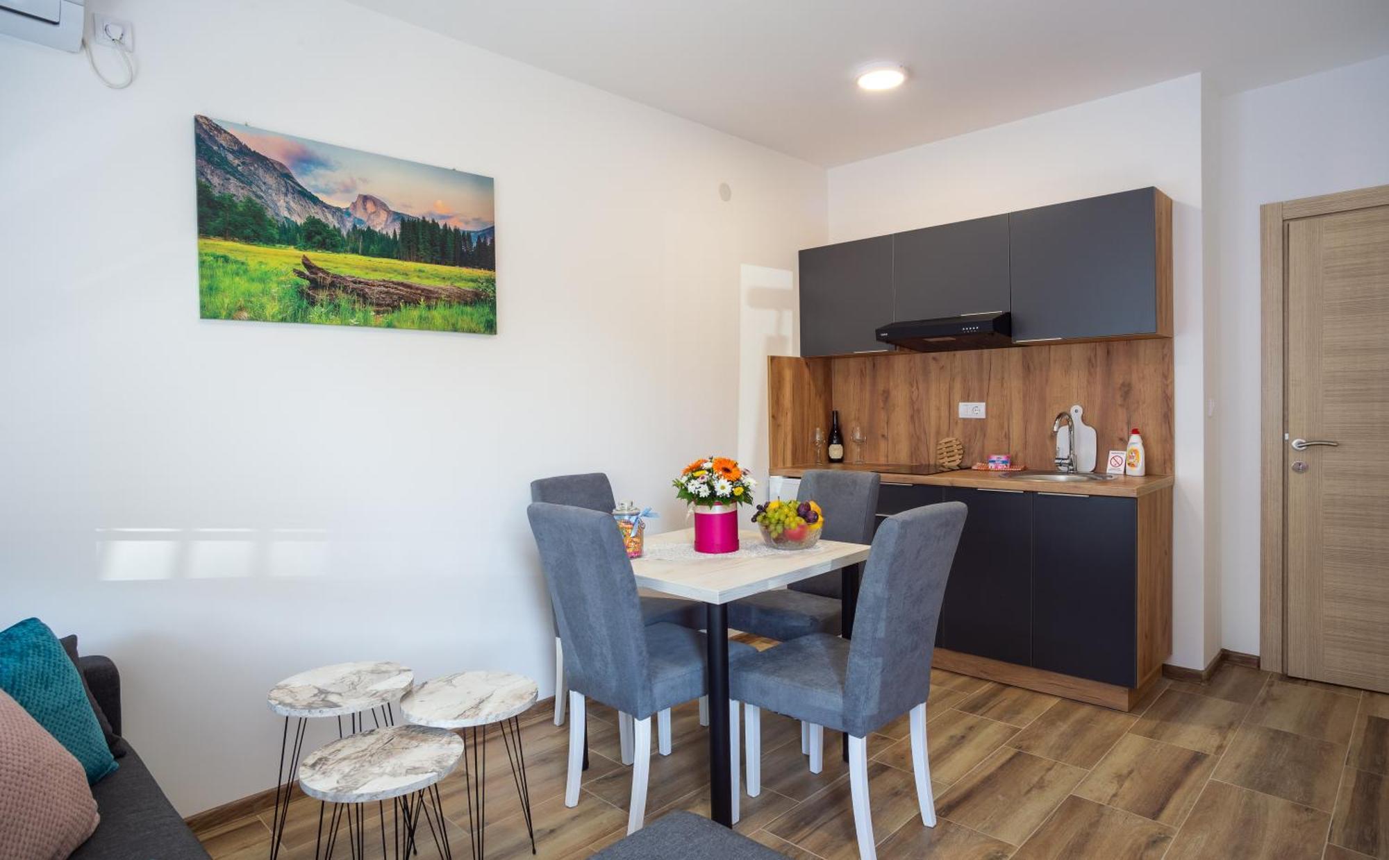 Apartment M&a